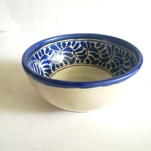 Vintage URAIRTE TALAVERA BOWL - Mexico -  Puebla Pattern -  5.5" Dia